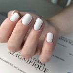 15ml, #29 icy white geelilakka